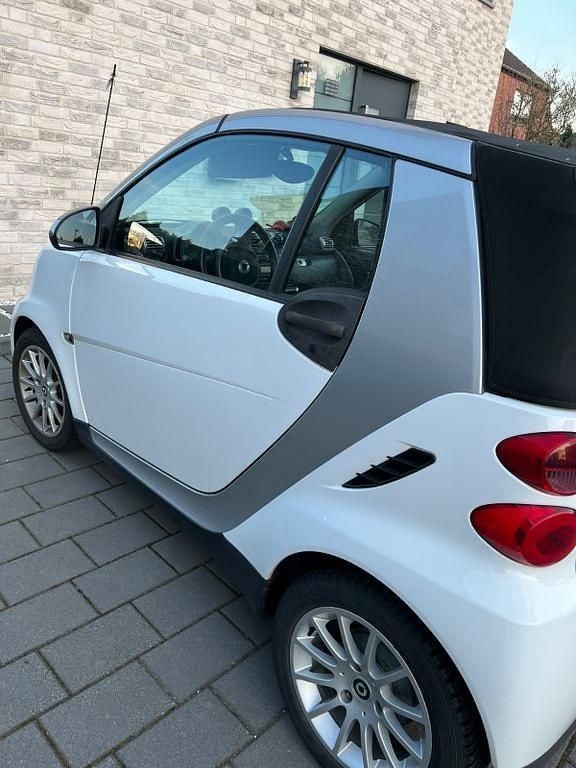 Gebraucht Smart ForTwo Cabrio Passion 45 PS (33 kW) 2009 Weiß Cabrio