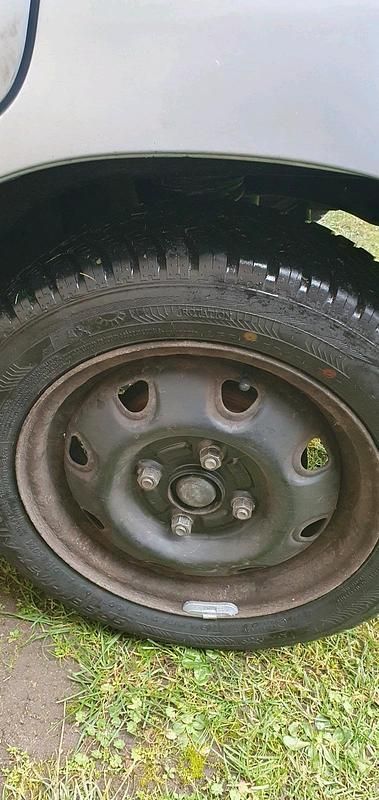 Grau Gebraucht 2003 Suzuki Alto Kleinwagen | 650 € (Superpreis) - Bild 1/4