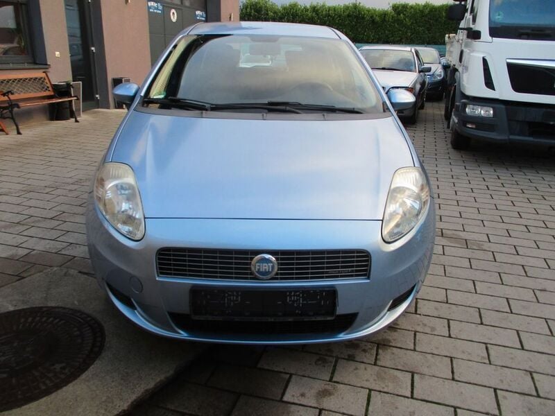Gebraucht Fiat Punto 90 PS (66 kW) 2009 Blau Kleinwagen