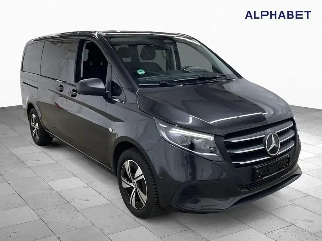 Gebraucht Mercedes Vito 190 PS (139 kW) 2025 Graphitgrau metallic Van