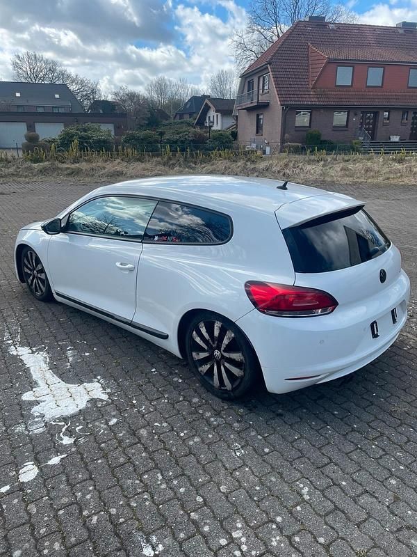 Usata VW Scirocco 160 CV (117 kW) 2009 Bianco Coupé