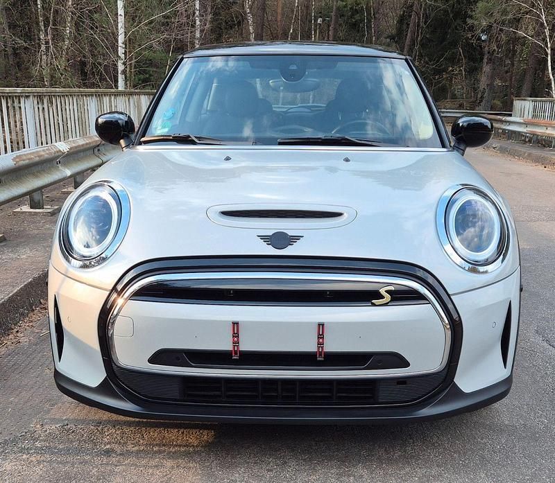 Gebraucht Mini Cooper SE Classic 135 kW (184 PS) 2022 Grau Kleinwagen