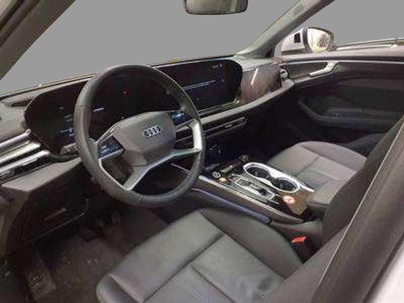 Gebraucht Audi A6 Ambiente 204 PS (150 kW) 2025 Weiß Kombi