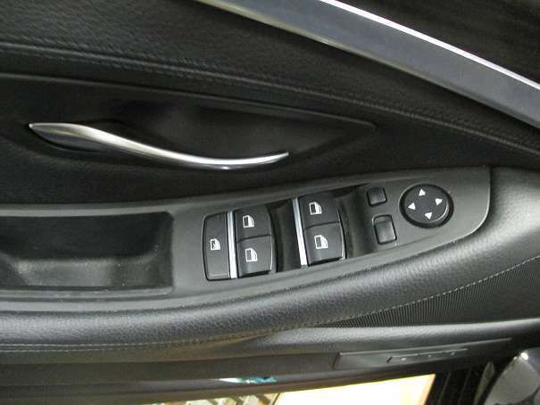 Gebraucht BMW 530 Luxury Line 258 PS (189 kW) 2014 Grau metallic Limousine