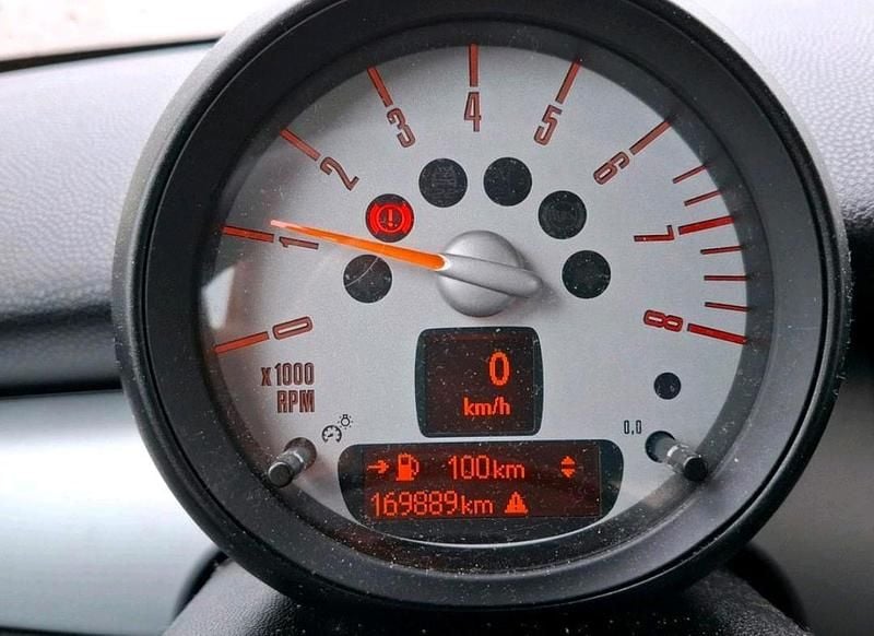 Gebraucht Mini Cooper Coupé Chili 98 PS (72 kW) 2013 Rot Coupé