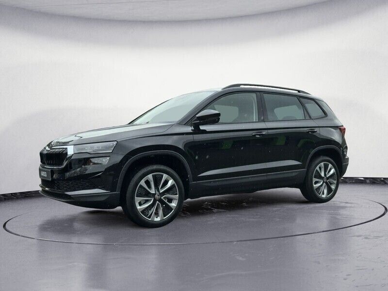 Schwarz Gebraucht 2024 Skoda Karoq Selection SUV | 31.790 € (Fairer Preis) - Bild 1/4