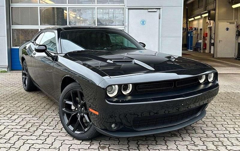 Pitch black Gebraucht 2020 Dodge Challenger Coupé | 25.900 € (Fairer Preis) - Bild 1/4