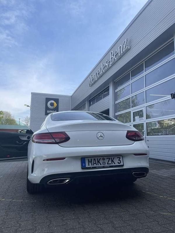 Gebraucht 2021 Mercedes C180 AMG line Coupé | 32.500 € (Fairer Preis) - Bild 1/4