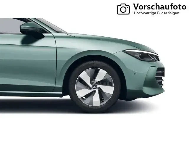 Gebraucht VW Passat Business 204 PS (150 kW) 2025 Grün Kombi