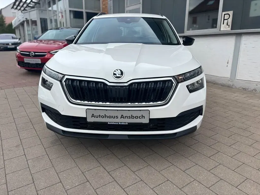 Gebraucht Skoda Kamiq Ambition 110 PS (80 kW) 2023 Weiß SUV