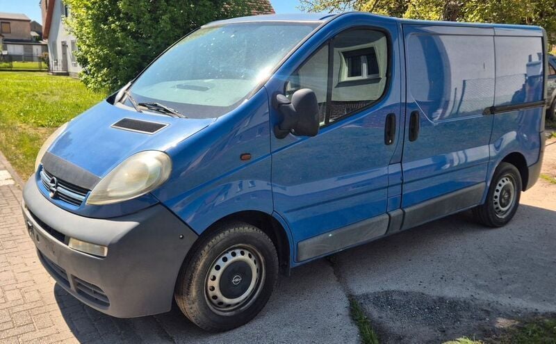 Blau Gebraucht 2002 Opel Vivaro Van | 1.499 € (Guter Preis) - Bild 1/4