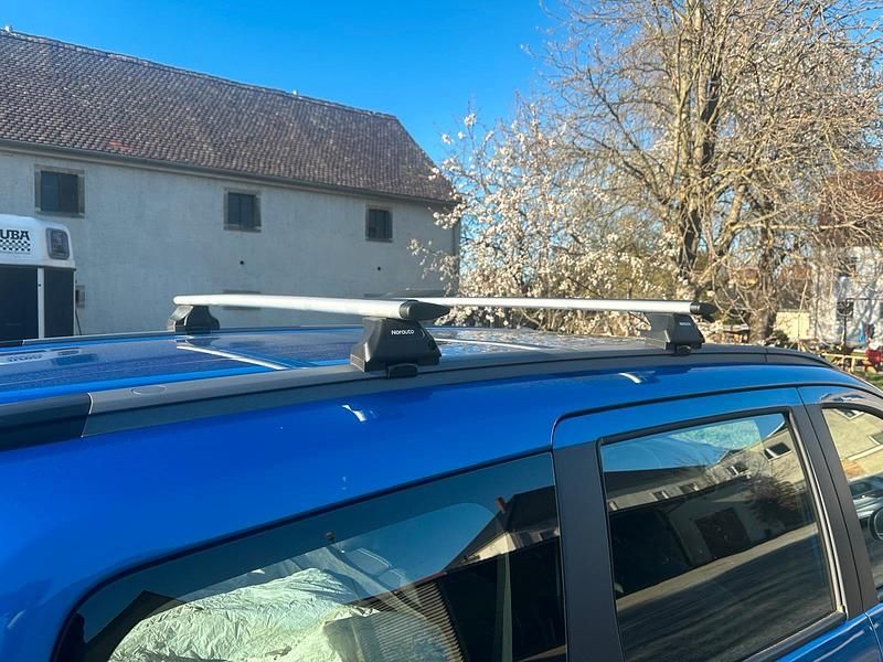 Gebraucht Dacia Lodgy 116 PS (85 kW) 2017 Blau Van / Kleinbus