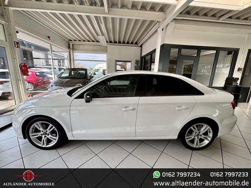 Second-hand Audi A3 Sport 116 CP (85 kW) 2019 Alb Berlinǎ