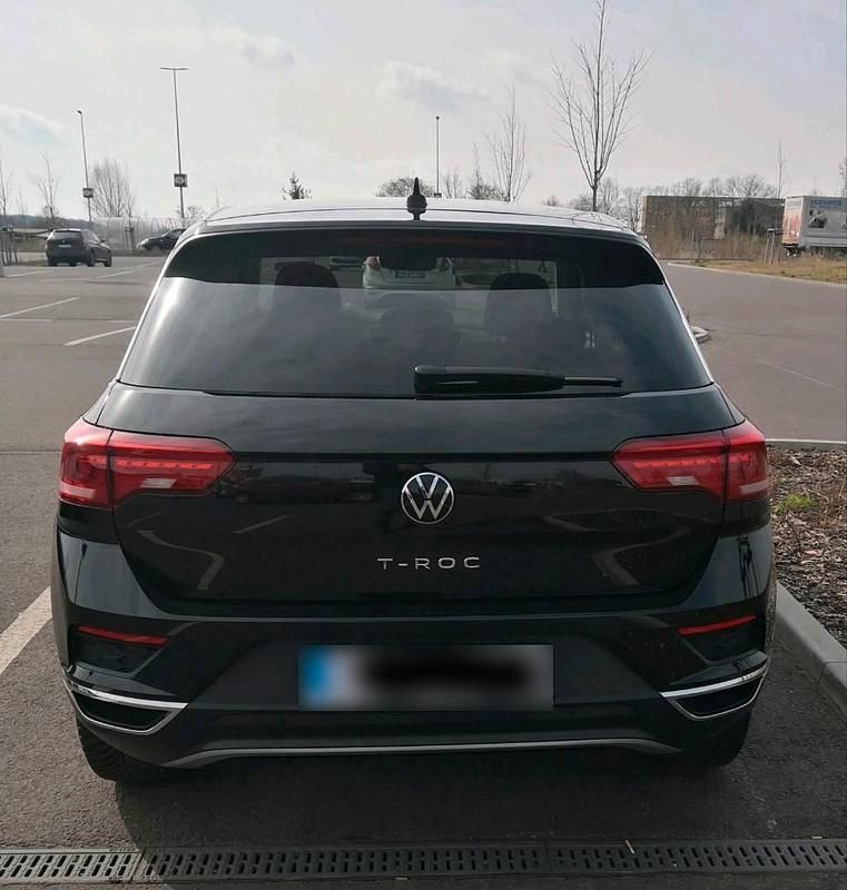 Używany VW T-Roc Active 150 KM (110 kW) 2021 Czarny SUV