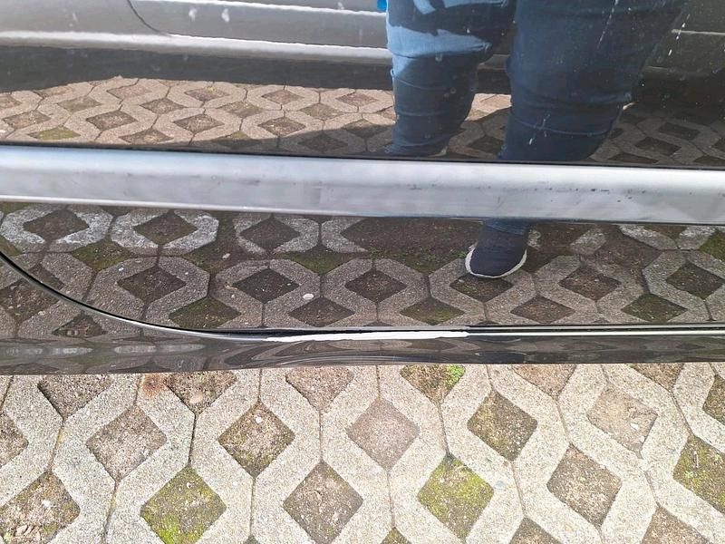 Second-hand Renault Twingo 75 CP (55 kW) 2012 Negru Hatchback