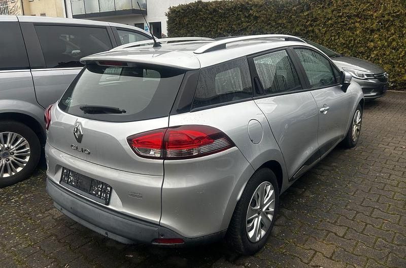 Gebraucht Renault Clio IV LIMITED 90 PS (66 kW) 2019 Silber Limousine