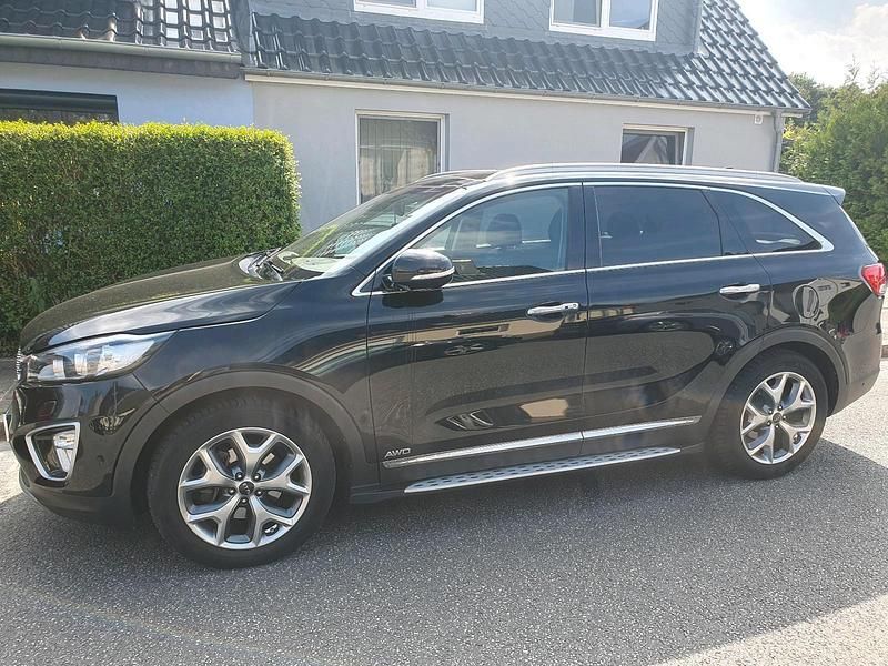 Schwarz Gebraucht 2016 Kia Sorento Platinum SUV | 16.500 € (Guter Preis) - Bild 1/4