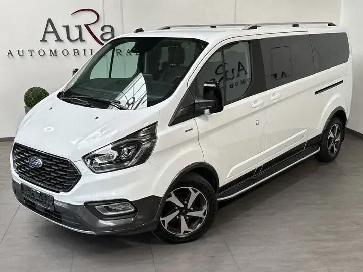 Frostweiß Gebraucht 2022 Ford Tourneo Custom Active Limousine | 40.749 € (Guter Preis) - Bild 1/4
