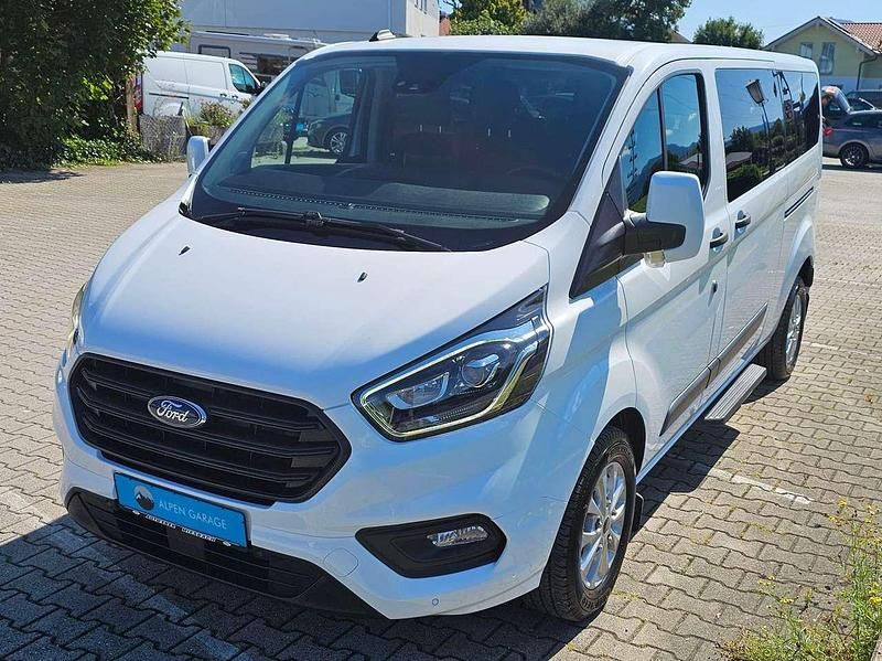 Weiß Gebraucht 2019 Ford Tourneo Custom Van | 28.000 € (Etwas zu teuer) - Bild 1/4