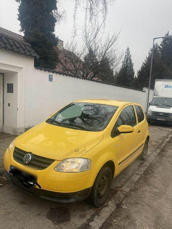 Gebraucht VW Fox 65 PS (47 kW) 2005 Gelb Kleinwagen