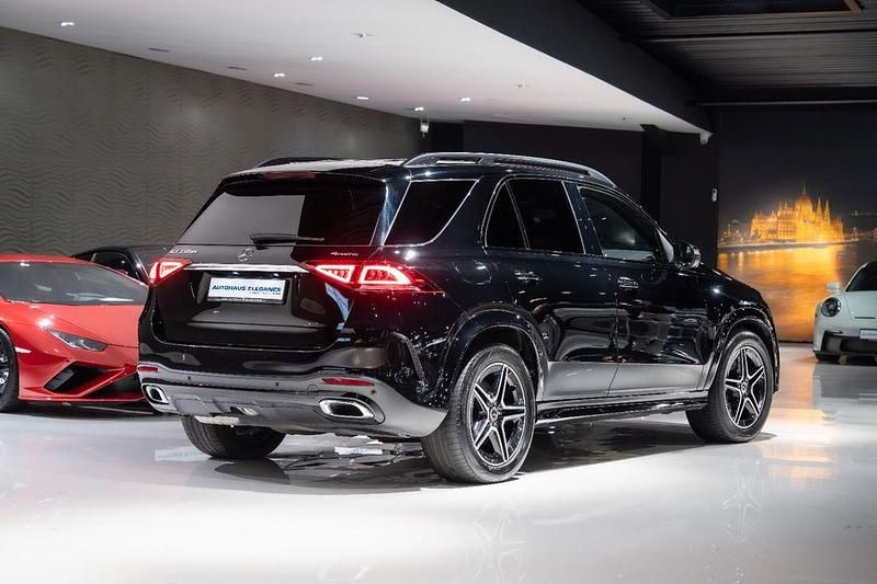 Gebraucht Mercedes GLE350 AMG line 194 PS (142 kW) 2022 Schwarz/baltic black SUV