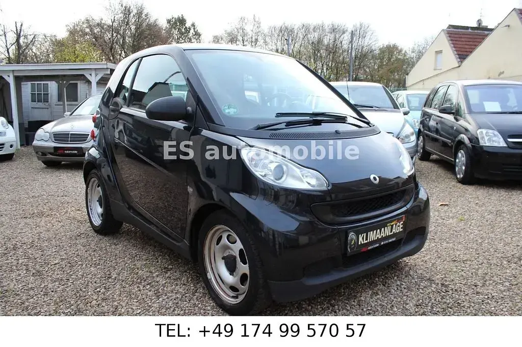 Gebraucht Smart ForTwo Coupé 61 PS (44 kW) 2011 Schwarz Coupé