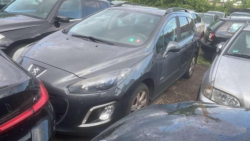 Gris shark Gebraucht 2014 Peugeot 308 Business-Line Kombi | 2.650 € (Guter Preis) - Bild 1/4