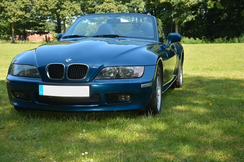 Blau Gebraucht 2000 BMW Z3 Sport Line Cabrio | 6.500 € (Guter Preis) - Bild 1/4