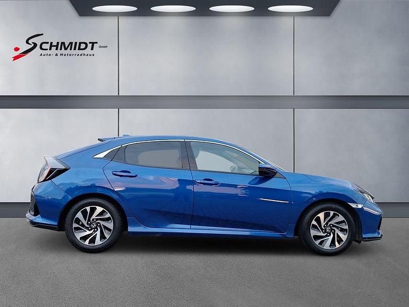 Gebraucht Honda Civic Elegance 129 PS (94 kW) 2017 Blau Limousine