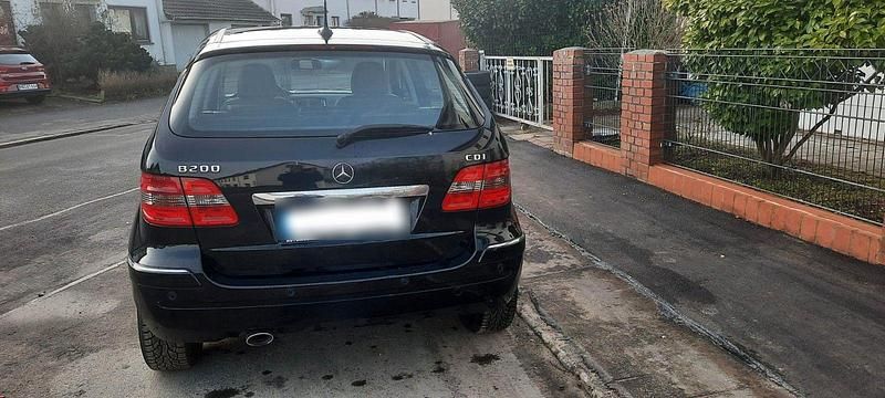 Gebraucht Mercedes B200 140 PS (102 kW) 2007 Schwarz Van / Kleinbus
