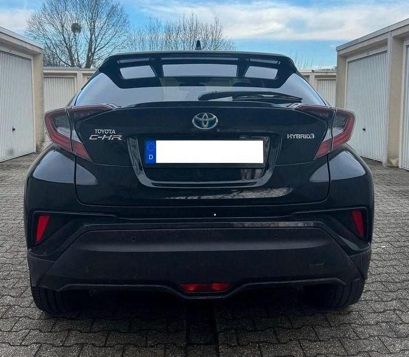 Gebraucht Toyota C-HR 122 PS (89 kW) 2022 Schwarz SUV