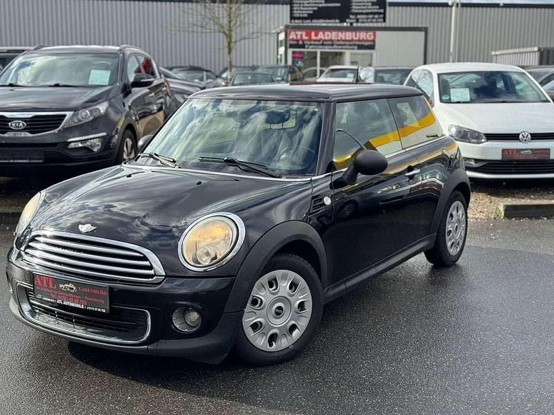 Gebraucht Mini ONE 75 PS (55 kW) 2010 Midnight black metallic Kleinwagen