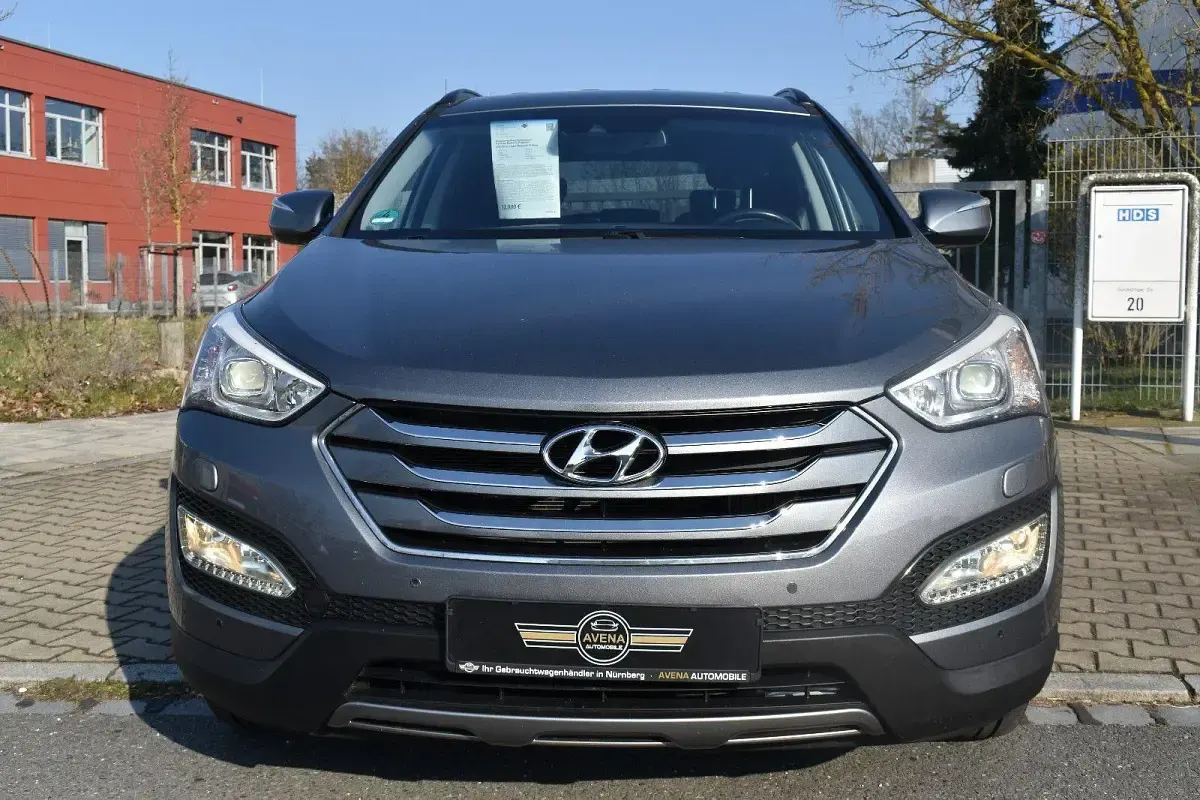 Gebraucht Hyundai Santa Fe Premium 197 PS (144 kW) 2013 Silber SUV