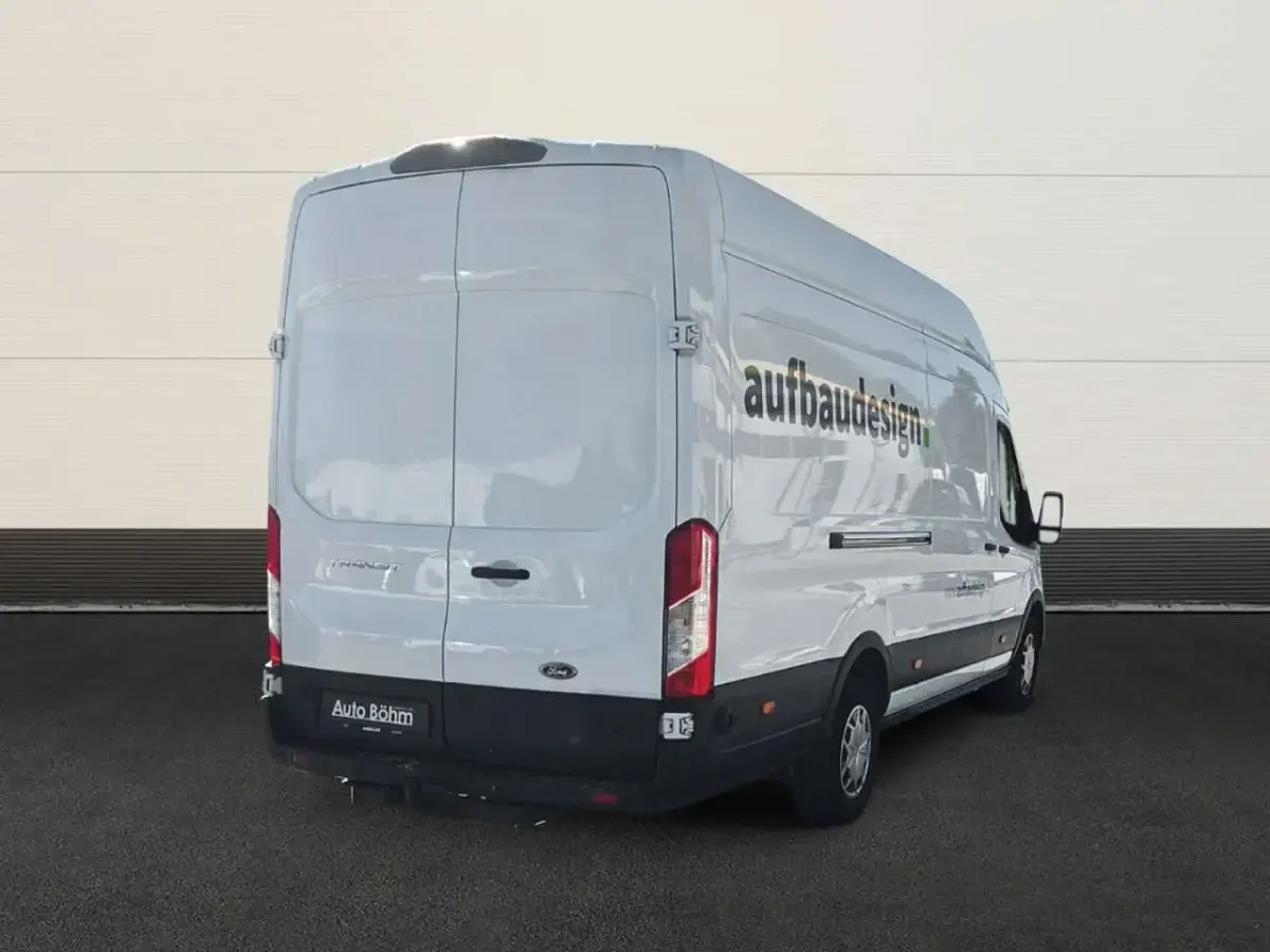 Second-hand Ford Transit Trend 185 CP (136 kW) 2020 Alb Monovolum