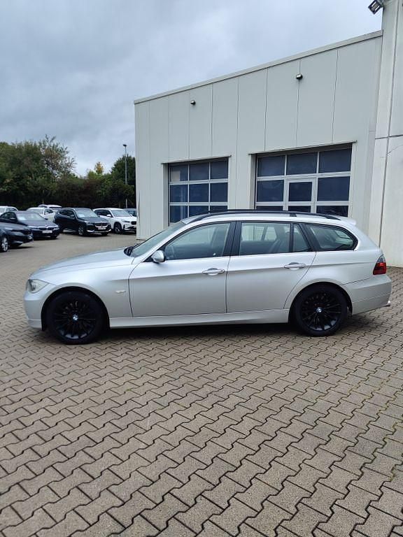 Gebraucht BMW 325 M Sport 218 PS (160 kW) 2006 Silber Kombi