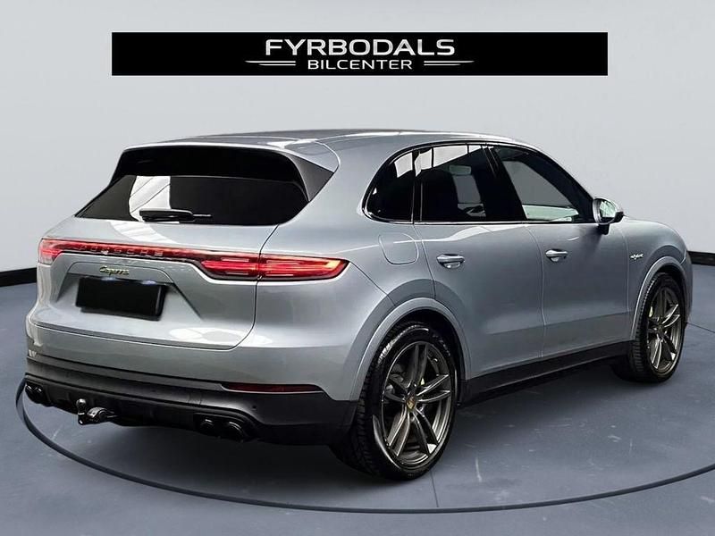 Gebraucht Porsche Cayenne 462 PS (339 kW) 2021 Silber SUV