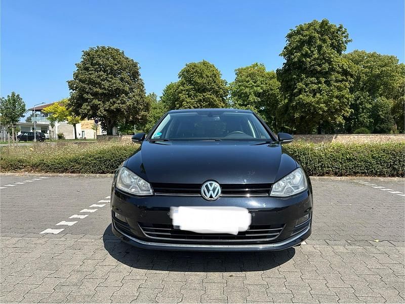 Schwarz Gebraucht 2016 VW Golf VII Limousine | 13.500 € (Fairer Preis) - Bild 1/4