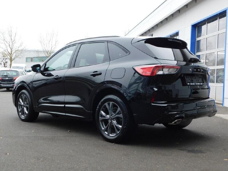 Gebraucht Ford Kuga ST-Line 152 PS (111 kW) 2022 Schwarz SUV
