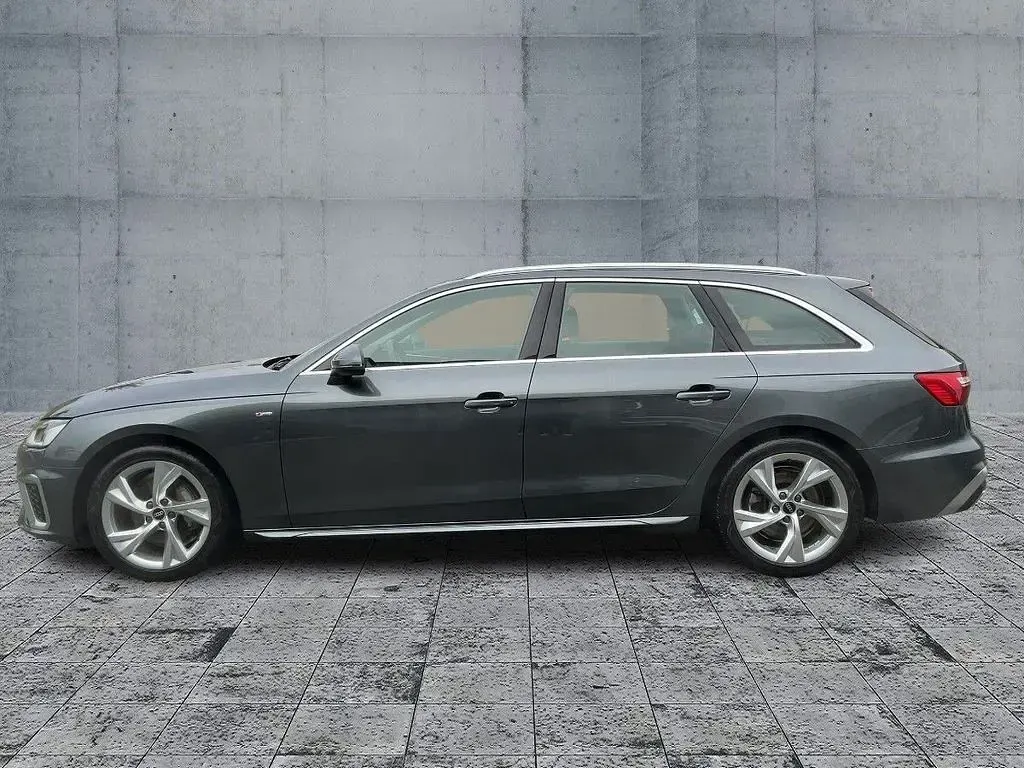 Gebraucht Audi A4 S-Line 204 PS (150 kW) 2022 Daytonagrau perleffekt Kombi