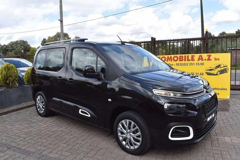 Schwarz Gebraucht 2019 Citroën Berlingo Shine Van / Kleinbus | 14.999 € (Superpreis) - Bild 1/4