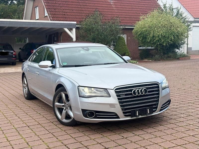 Silber Gebraucht 2010 Audi A8 Limousine | 14.500 € (Fairer Preis) - Bild 1/4