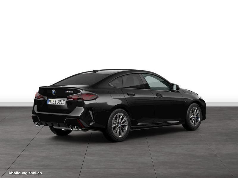 Gebraucht BMW M235 Shadowline 317 PS (233 kW) 2025 Black sapphire metallic Coupé