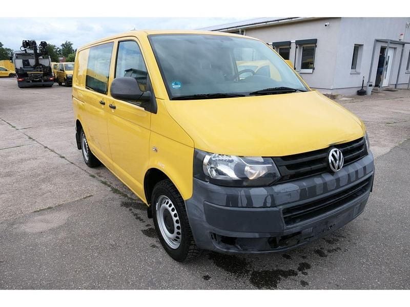 Usata VW Transporter 84 CV (61 kW) 2011 Giallo Furgone