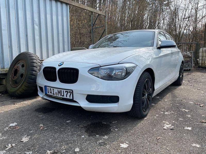 Gebraucht BMW 116 136 PS (100 kW) 2012 Weiß Kleinwagen