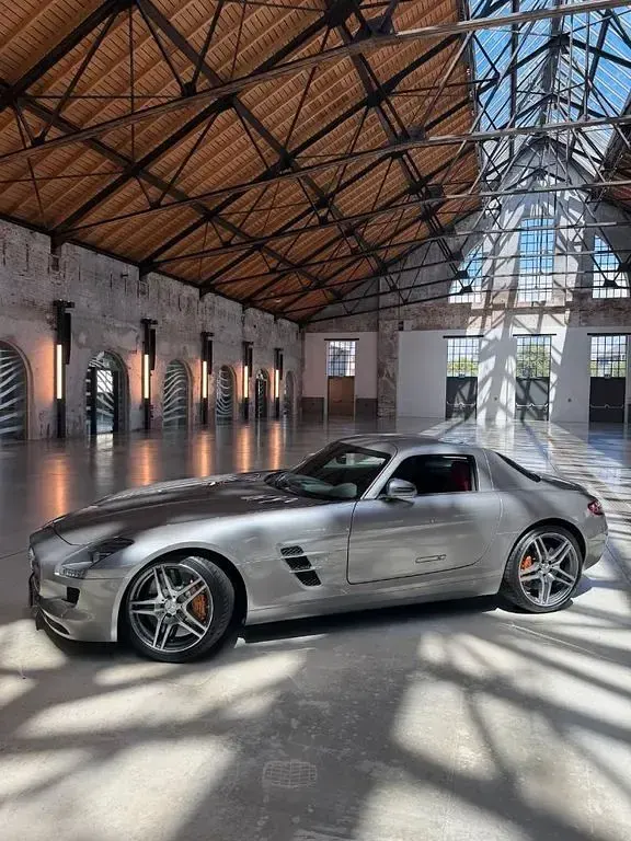 Gebraucht Mercedes SLS AMG AMG 571 PS (419 kW) 2010 Amg alubeam silber (metallic) Coupé