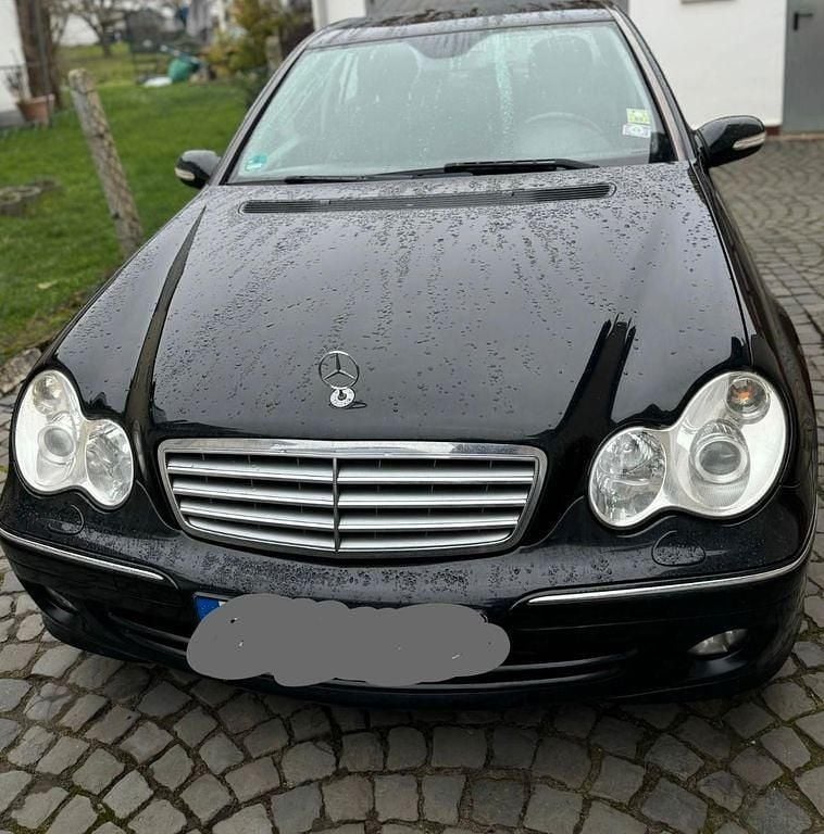 Gebraucht Mercedes C200 Classic 122 PS (89 kW) 2006 Schwarz Limousine