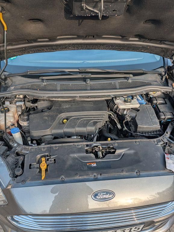 Gebraucht Ford S-MAX Titanium 150 PS (110 kW) 2017 Grau Van / Kleinbus