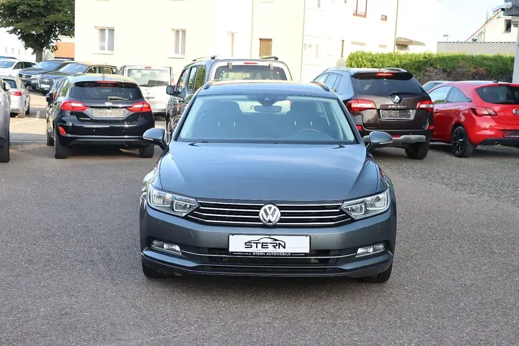 Gebraucht VW Passat 150 PS (110 kW) 2016 Grau Kombi
