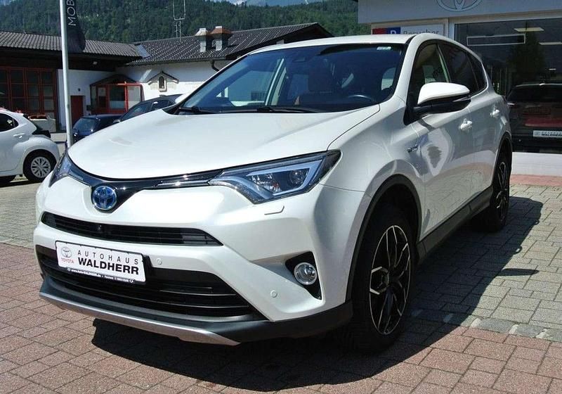 Novaweiss perleffekt Gebraucht 2017 Toyota RAV4 Hybrid Executive SUV | 21.900 € (Fairer Preis) - Bild 1/4