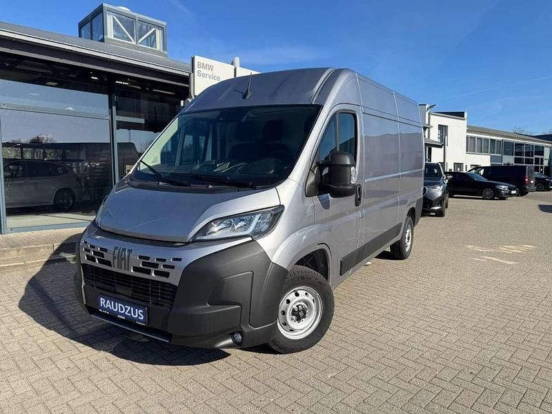 Neu Fiat Ducato 140 PS (102 kW) 2026 Artense grau Van